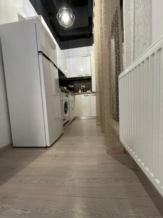 First Line Sea Apartment นาโวดาริ ภายนอก รูปภาพ